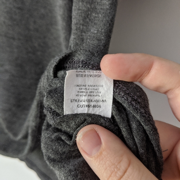 Pebble and Stone Gray Ruffle Sleeve Top Size 1X - Picture 5 of 6